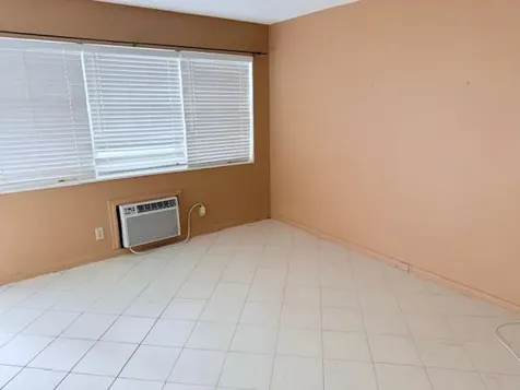 402 Markham S Deerfield Beach FL 33442