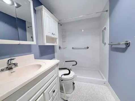 402 Markham S Deerfield Beach FL 33442