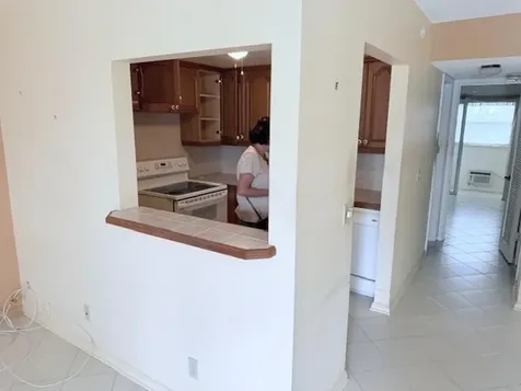 402 Markham S Deerfield Beach FL 33442