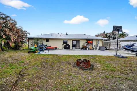 2289 SE Carnation Road Port St Lucie FL 34952