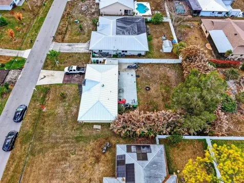 2289 SE Carnation Road Port St Lucie FL 34952