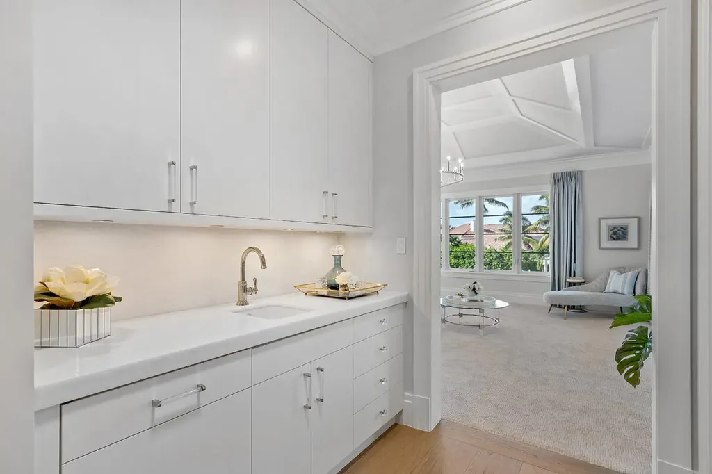 133 W Coconut Palm Road Boca Raton FL 33432