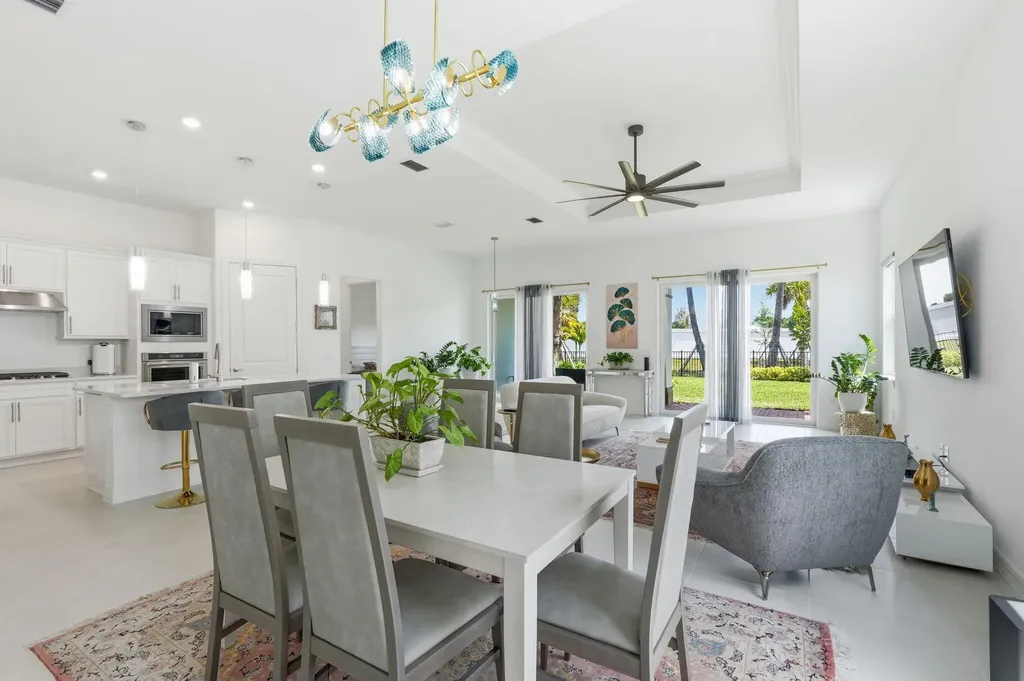 10550 Northbrook Circle Palm Beach Gardens FL 33412