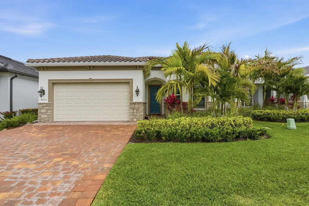 10550 Northbrook Circle Palm Beach Gardens FL 33412