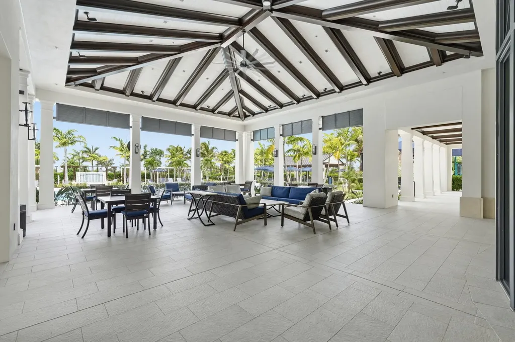 10550 Northbrook Circle Palm Beach Gardens FL 33412