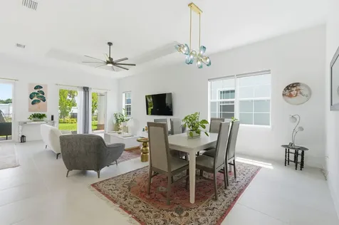 10550 Northbrook Circle Palm Beach Gardens FL 33412