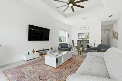 10550 Northbrook Circle Palm Beach Gardens FL 33412