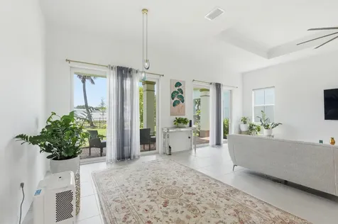 10550 Northbrook Circle Palm Beach Gardens FL 33412