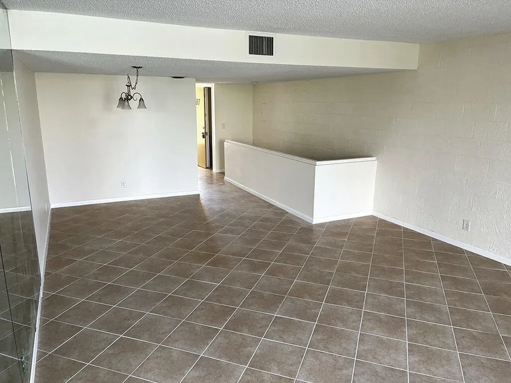 2828 Tennis Club Drive West Palm Beach FL 33417
