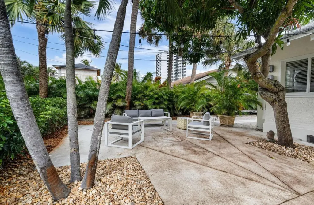 5301 N Flagler Drive West Palm Beach FL 33407
