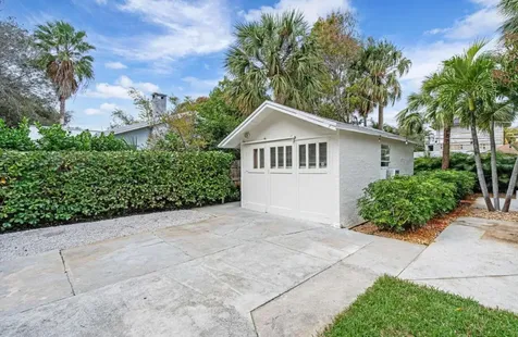 5301 N Flagler Drive West Palm Beach FL 33407