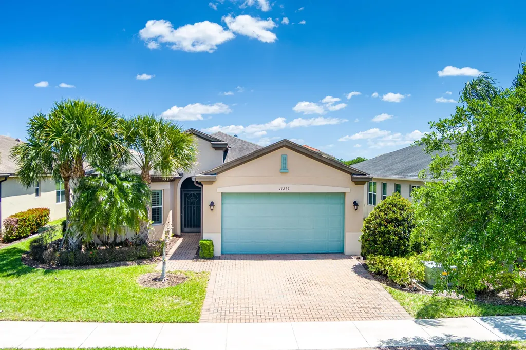 11277 SW Lake Park Drive Port St Lucie FL 34987