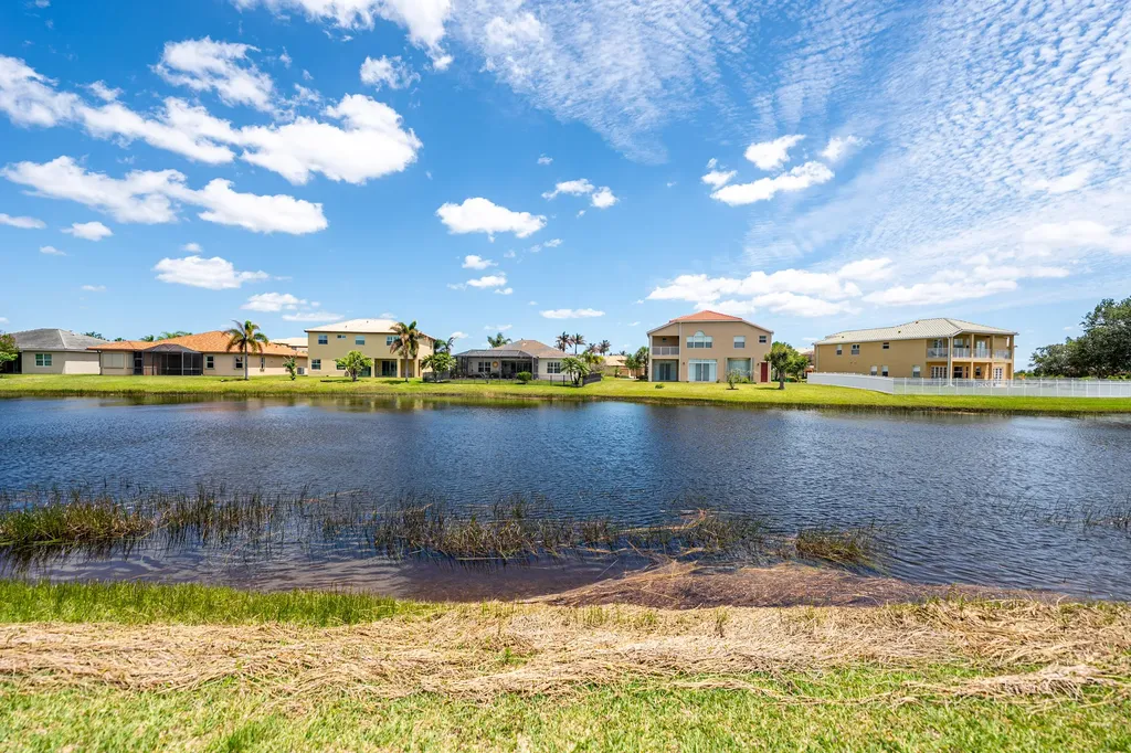 11277 SW Lake Park Drive Port St Lucie FL 34987