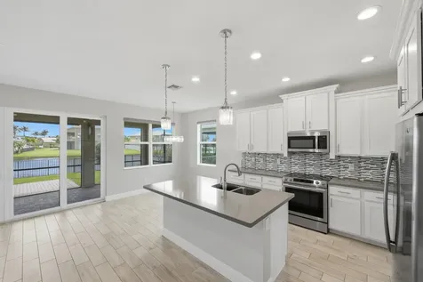 11277 SW Lake Park Drive Port St Lucie FL 34987