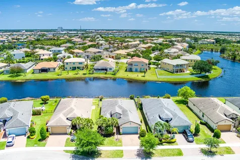 11277 SW Lake Park Drive Port St Lucie FL 34987