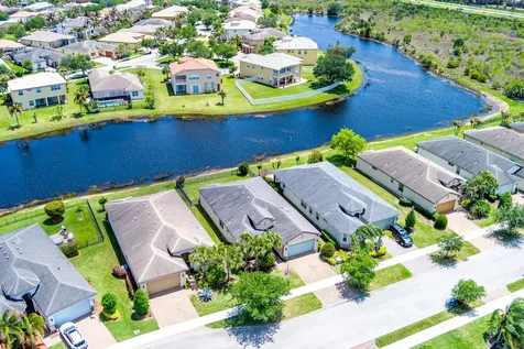 11277 SW Lake Park Drive Port St Lucie FL 34987