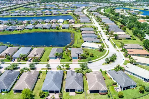 11277 SW Lake Park Drive Port St Lucie FL 34987