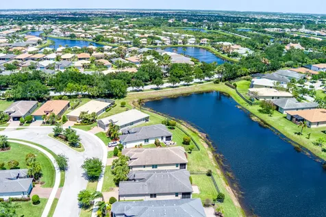 11277 SW Lake Park Drive Port St Lucie FL 34987