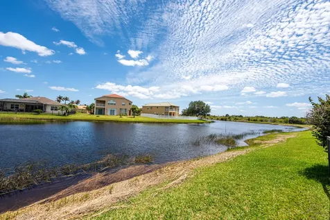 11277 SW Lake Park Drive Port St Lucie FL 34987