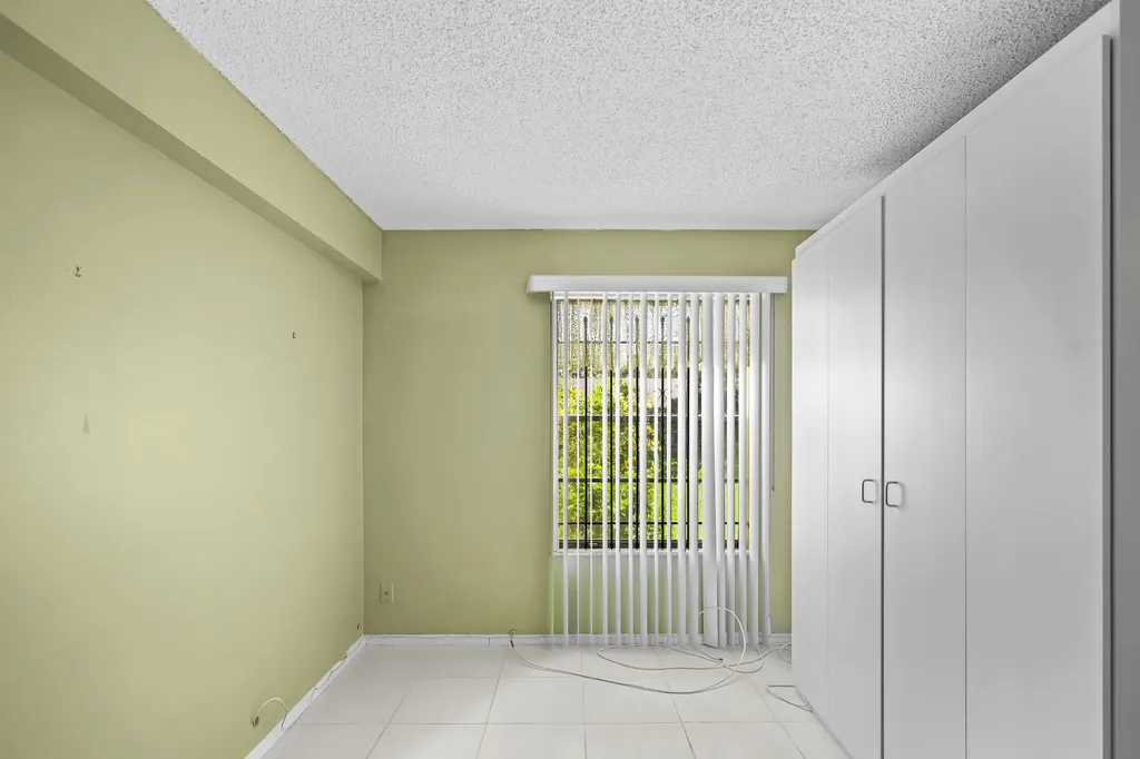 2500 Fiore Way Delray Beach FL 33445