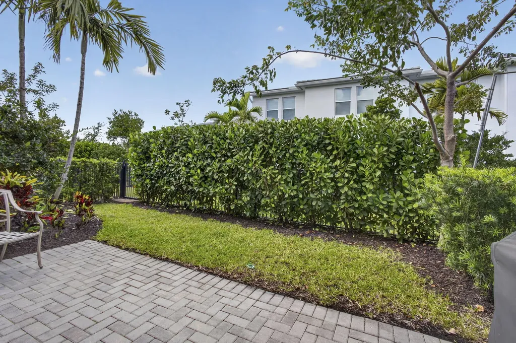 16481 Millenium Court Westlake FL 33470