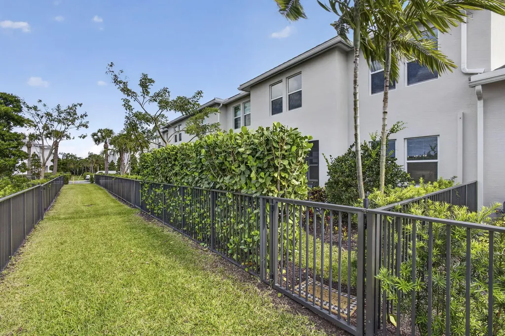 16481 Millenium Court Westlake FL 33470