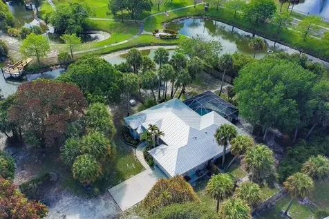 612 SE 6th Street Stuart FL 34994