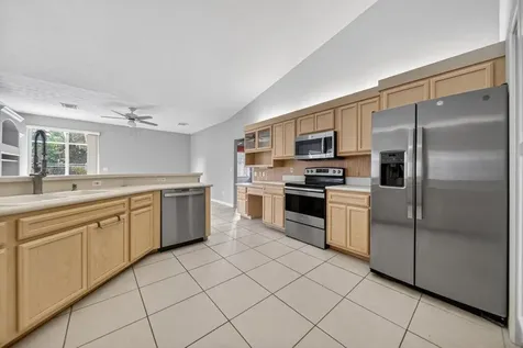 612 SE 6th Street Stuart FL 34994
