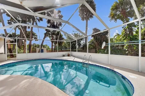 612 SE 6th Street Stuart FL 34994