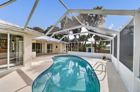 612 SE 6th Street Stuart FL 34994