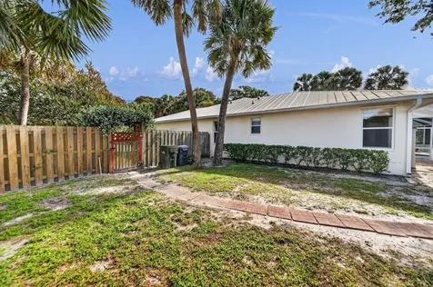612 SE 6th Street Stuart FL 34994