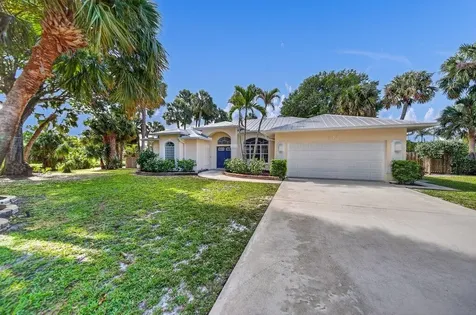 612 SE 6th Street Stuart FL 34994
