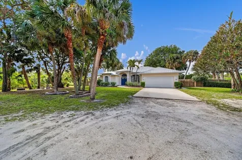 612 SE 6th Street Stuart FL 34994