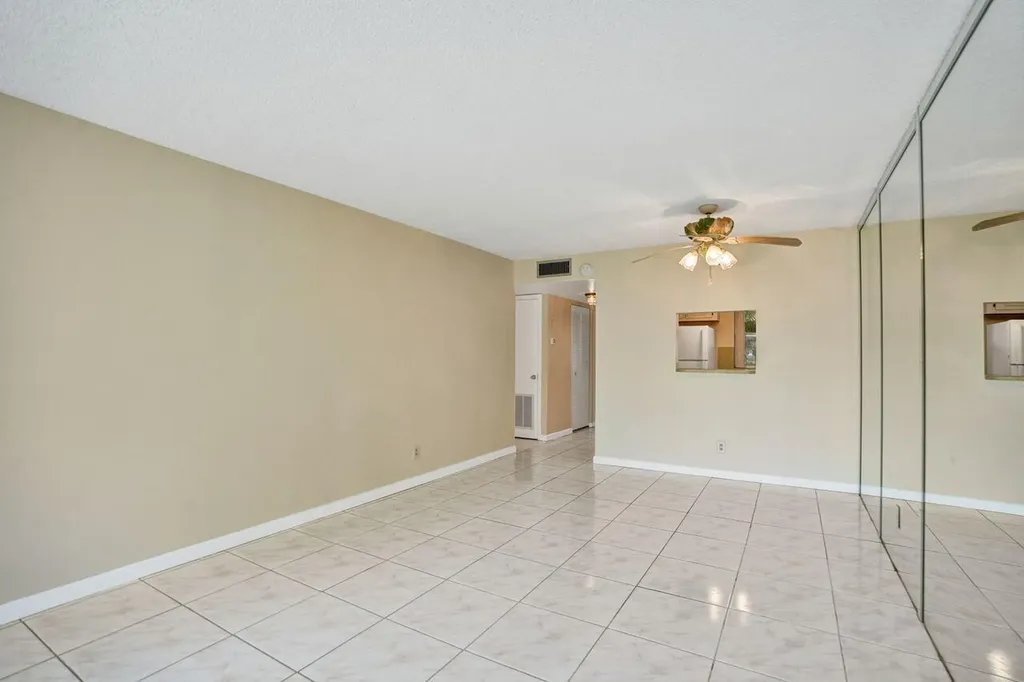 9460 Sunrise Lakes Boulevard Sunrise FL 33322