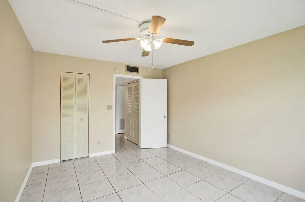 9460 Sunrise Lakes Boulevard Sunrise FL 33322