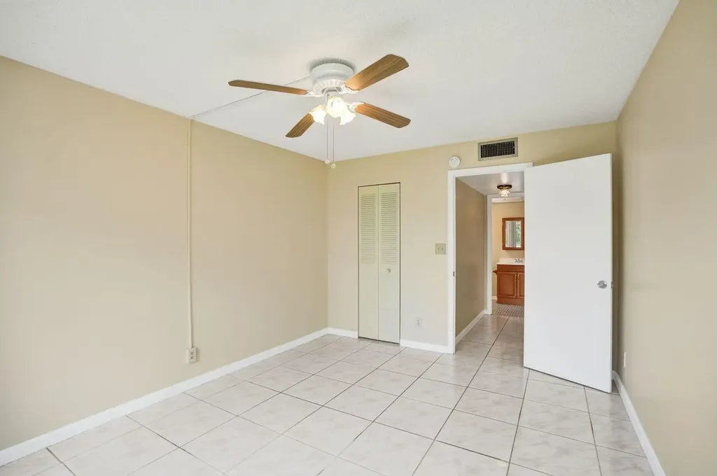 9460 Sunrise Lakes Boulevard Sunrise FL 33322