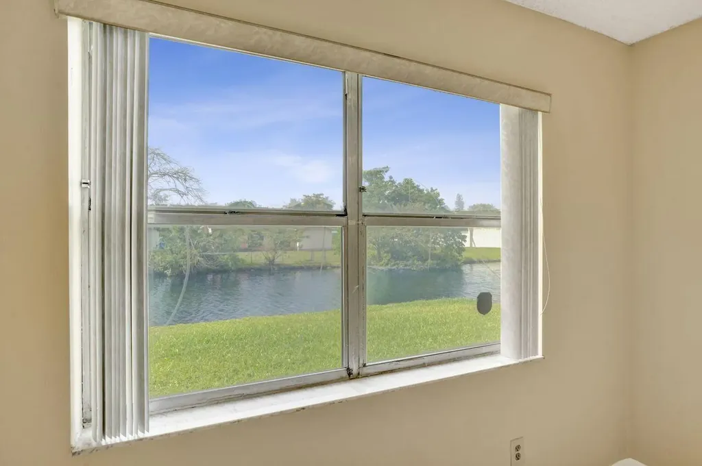 9460 Sunrise Lakes Boulevard Sunrise FL 33322