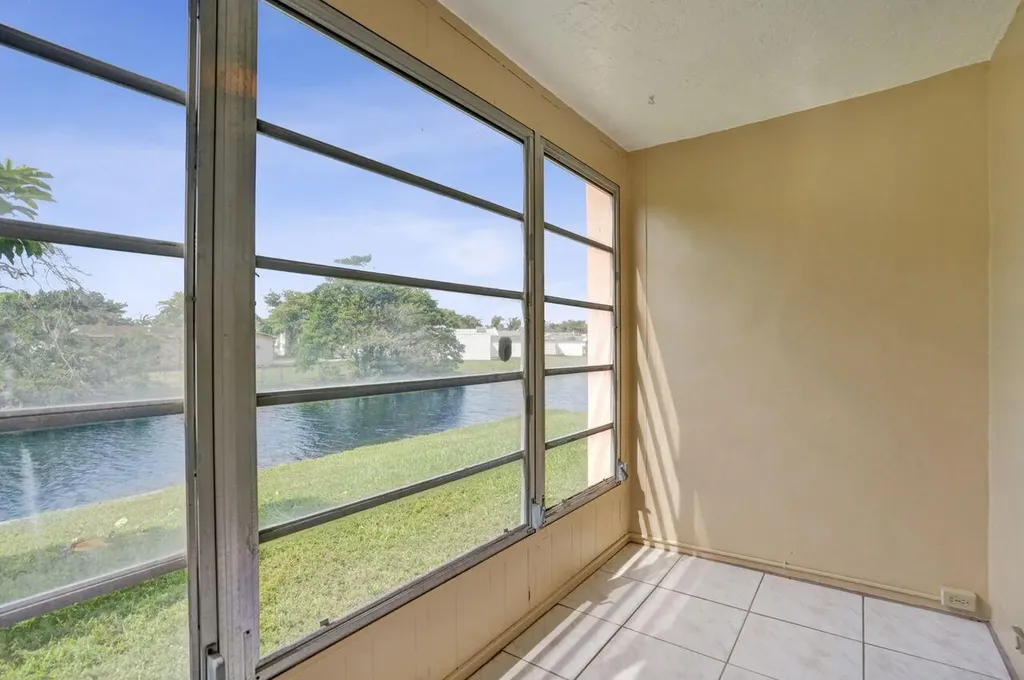 9460 Sunrise Lakes Boulevard Sunrise FL 33322