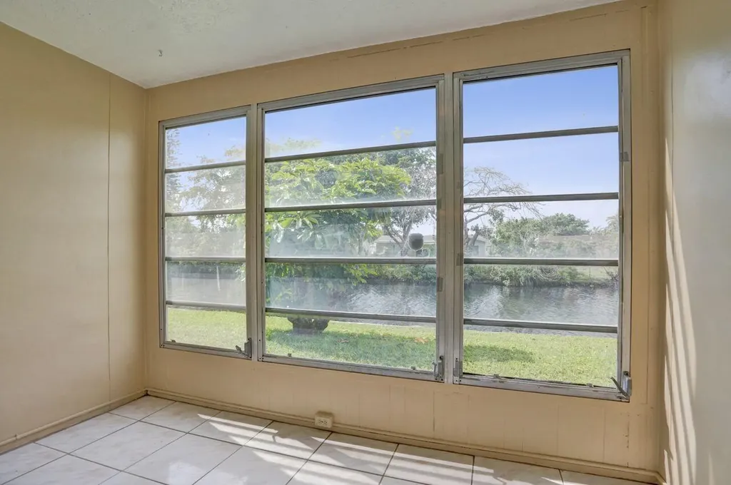 9460 Sunrise Lakes Boulevard Sunrise FL 33322