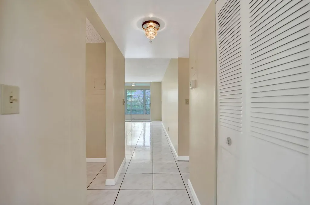 9460 Sunrise Lakes Boulevard Sunrise FL 33322