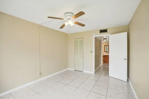 9460 Sunrise Lakes Boulevard Sunrise FL 33322