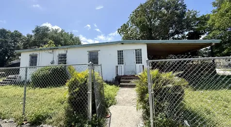 1580 NW 77th Terrace Miami FL 33147