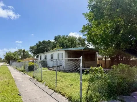 1580 NW 77th Terrace Miami FL 33147