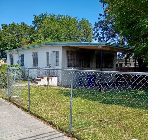 1580 NW 77th Terrace Miami FL 33147