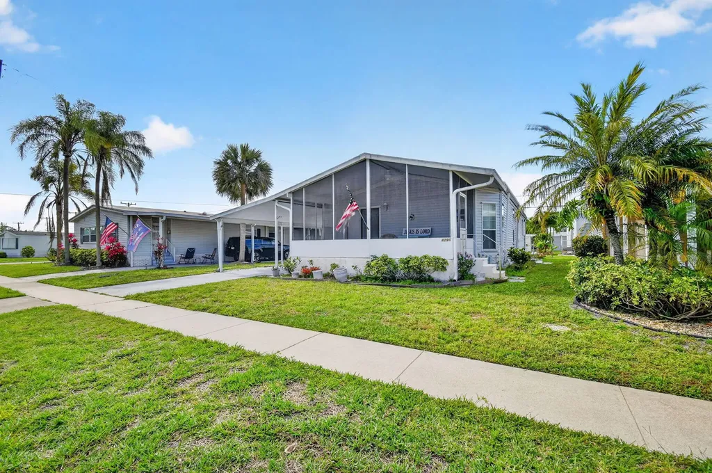 4290 Meadow View Drive Boynton Beach FL 33436
