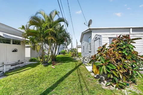 4290 Meadow View Drive Boynton Beach FL 33436