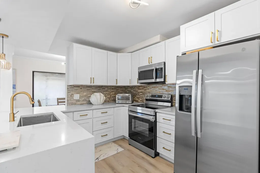 1121 NW 13th Street Boca Raton FL 33486
