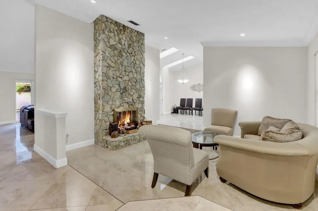 2665 NW 41st Street Boca Raton FL 33434