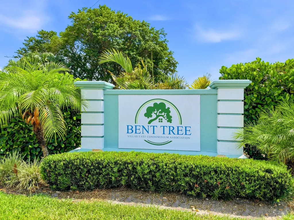 9890 Papaya Tree Trail Boynton Beach FL 33436