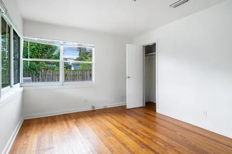 727 S M Street Lake Worth Beach FL 33460